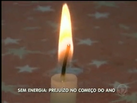 Moradores de várias regiões do DF começam o ano sem luz